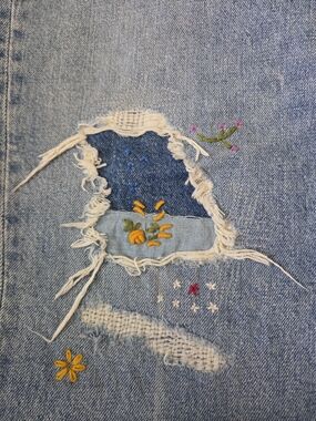 Denim Embroidered Light Blue Women’s Jeans VERY RARE